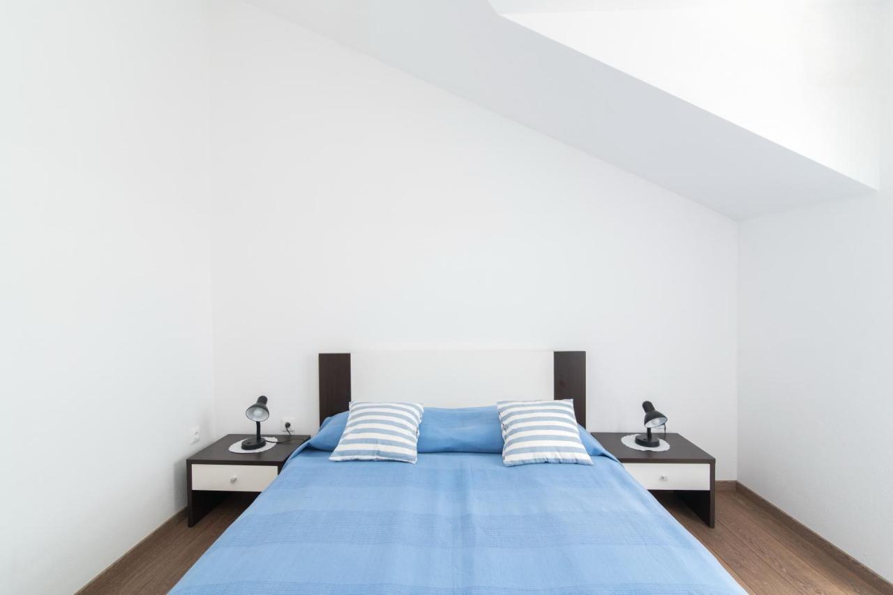 Apartments Mare Postira Kültér fotó