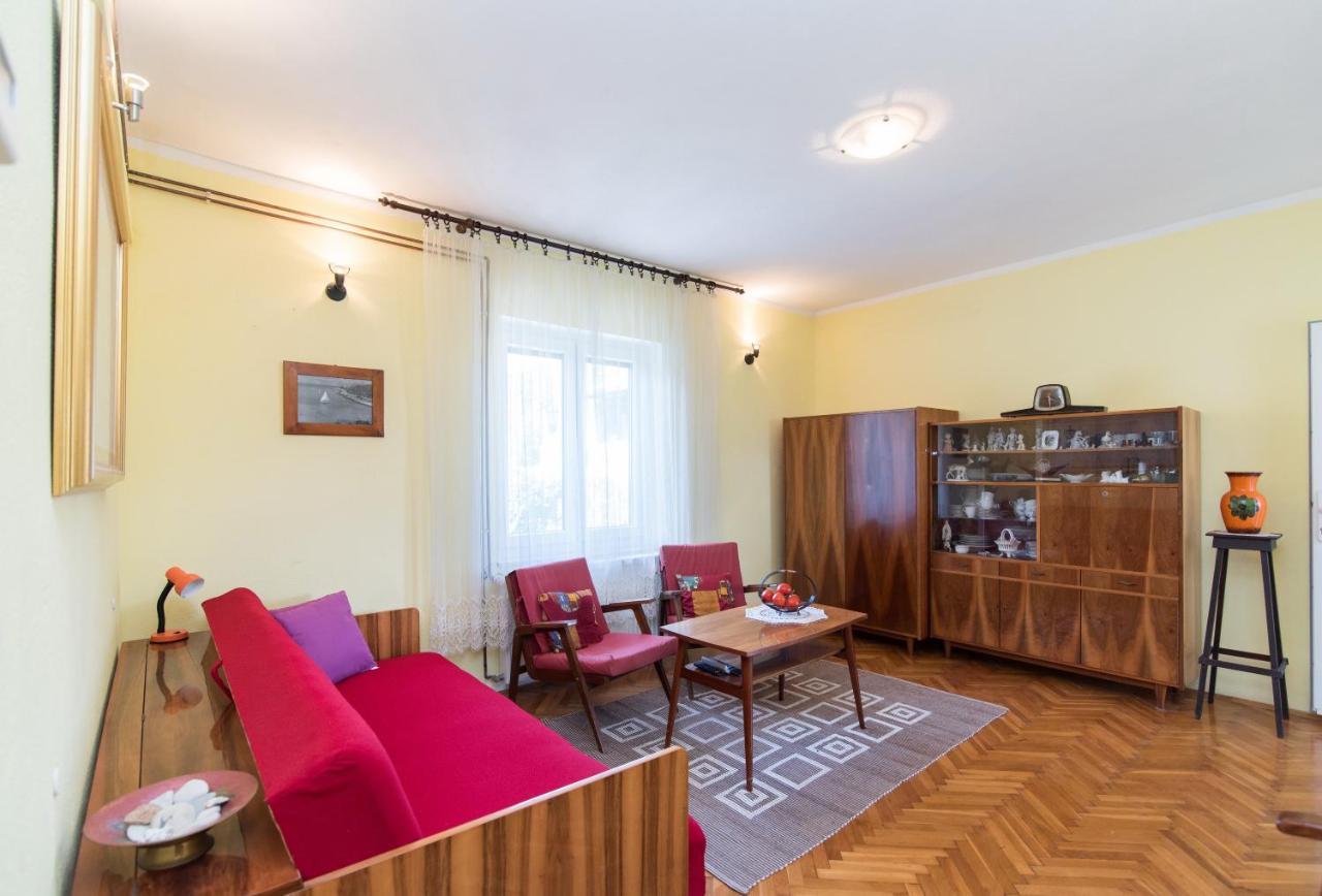 Apartments Mare Postira Kültér fotó